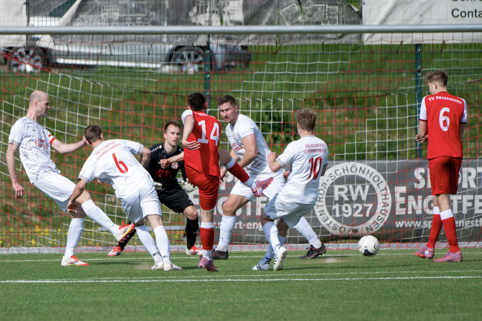 Torchance Adi vs RWO